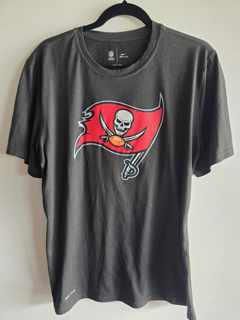 Tampa Bay Buccaneers Bundle - Picture 5 of 6